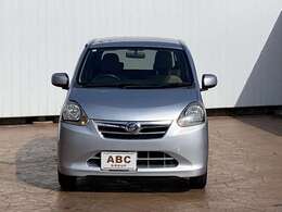 納車までに法令保証はディーラーにて点検後、新車時保証書の名義変更を行います。納車後はお近くのディーラーにて保証修理を受けることが出来ます。