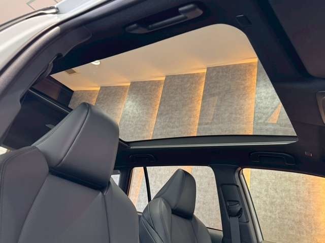 メーカーオプションのパノラマルーフ☆快適なドライブをお楽しみください♪クルマ選びはまず、お店選びから☆どうぞDuxy可児店で上質なお車を！世界に一つのお車をご用意させていただきます。お問い合わせ下さい