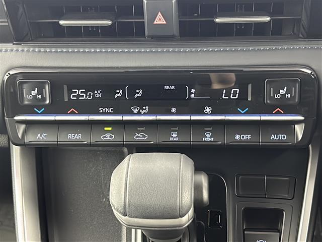 【運転席操作部】快適なドライブを楽しむための機能が装備されています！運転席から触れるので、使いやすいです！除菌プランいれていただくと、さらに清潔で安心していただけます！
