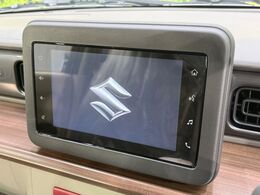 【ディスプレイオーディオ】視認性が高いディスプレイ付きオーディオを装備♪操作性も良好で直感的なソース選択が可能です。