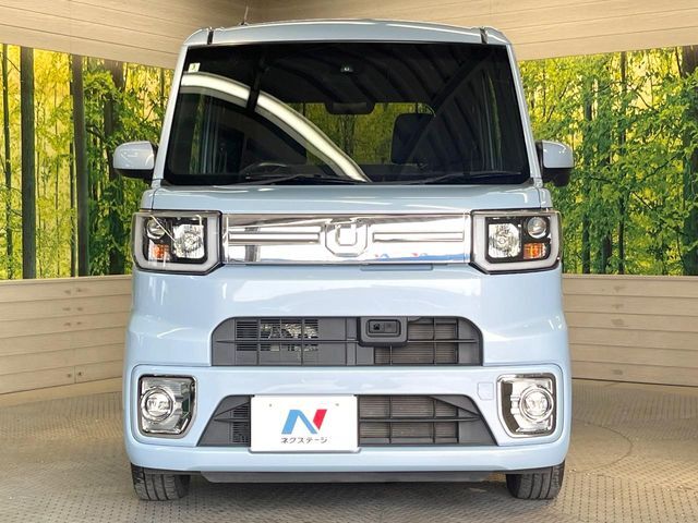 弊社では、全車『修復歴なし』のお車のみ取り扱っております。専任バイヤーによる厳選した仕入れの後、入庫後の車両チェックを行い、ネクステージが認定した高品質な中古車をご提供しております。