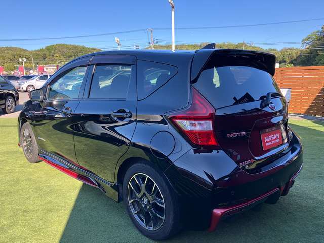 中国自動車道神戸三田インターより車で10分！山陽自動車道神戸北インターより車15分となります！近くにショッピングモールもございますよ♪ドライブついでにお立ち寄りくださいませ☆