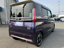 全国に販売と納車も出来ます。当店は得意ですよ！！ぜひ、お任せ下さい。陸送費用もリーズナブルな金額でご案内しております。ぜひ、比較して下さい。まずは、お気軽にお見積もり連絡を下さい。すぐに対応致します。