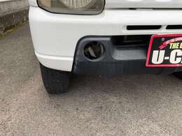 フォグランプ外しています