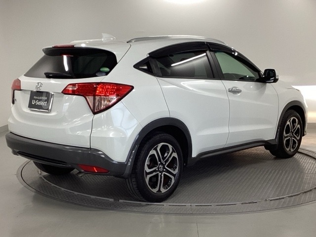 ご覧のように綺麗にクリーニングされており、とてもキレイなボディですよ。外装はもちろん内装も綺麗です。