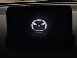 【オーディオ機能】ナビに一体のオーディオは、フルセグTVの他にDVD/CDプレーヤーを装備♪もちろんFM/AMラジオもお聞きいただけますよ♪