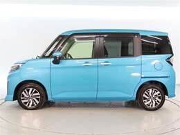 両側パワースライドドア付きだから、狭い駐車スペースなどでの 乗り降りラクラク！小さなお子さまのいるご家庭には嬉しい装備。