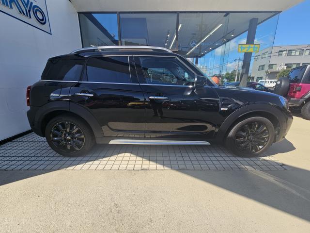 当店は各メーカーダイアグテスター完備。御納車後のアフター整備も安心です。