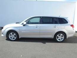 1年間（走行距離無制限）のトヨタロングラン保証付いています！全国のトヨタのお店で対応致します！！