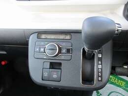 シフトレバー・エアコン操作部☆