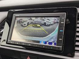 HondaCONNECT対応7インチエントリーナビVXM-235Ciを装備。駐車時に便利なバックカメラを装着しています。