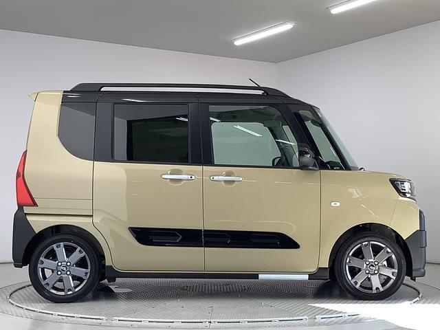 【保険の窓口】兵庫ダイハツは車のプロだけではございません！お客さまに最適な保険をご提案させていただきます。3年間保険料据え置きの保険がオススメです！是非お車とご一緒に保険のお見積りもいかがでしょうか？