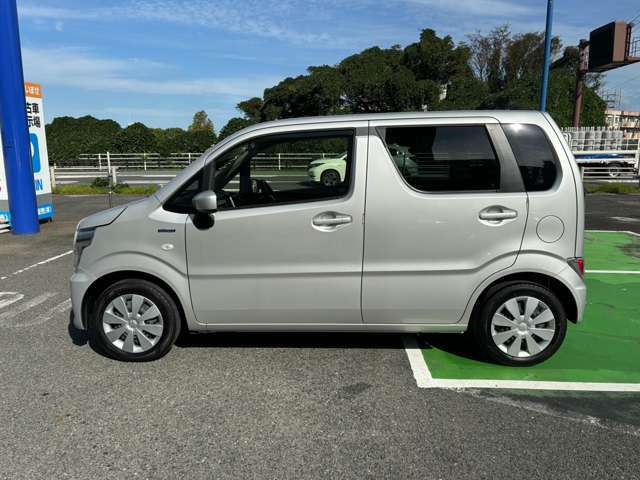 コンパクトな車で小回りがいいです☆運転しやすいです！