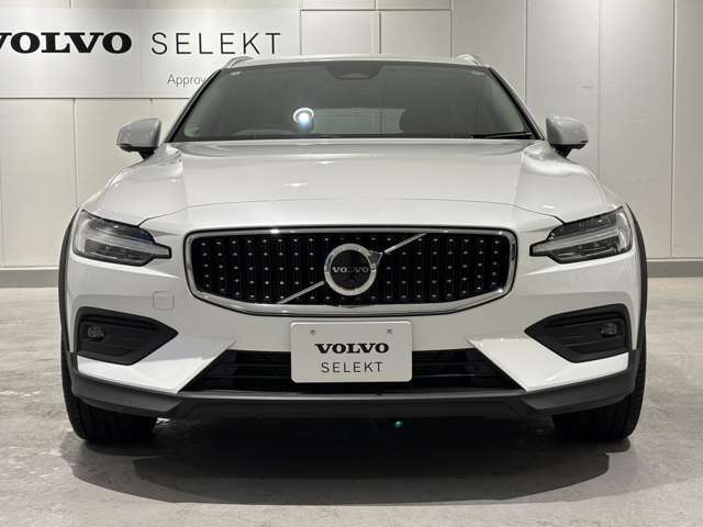 2024年モデルのV60 Cross Country Plus B5 AWDのご案内です。