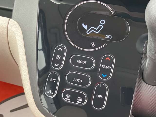 当店の在庫展示車はもちろん、グループ全店の在庫車の中から、ご希望に合ったお車をご提案させて頂きます。