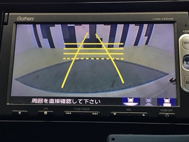 バックカメラ付きで後方の確認も安心です！スムーズな駐車・車庫入れをサポートいたします！