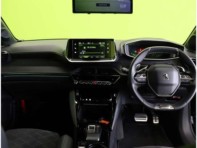 ★ディーラー車・右ハンドル★