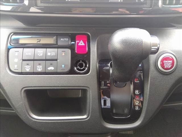 ☆全国納車可能です☆欲しい車が見つかった！！・・けど遠い・・諦めないで下さい！弊社では全国のお客様へ弊社自慢の車輌をお届けしています☆ご相談下さい♪