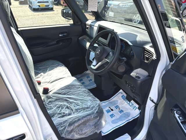 「車が壊れたらどうしたらいいの？」「事故の時ってどうするの？」クルマの事ってわからないことだらけ。でも、カーボならクルマのことはぜ～んぶおまかせ！わからない事があればすぐにカーボにご連絡を！