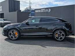 【Lamborghini Urus】ランボルギーニ　ウルス4.0 4WD 左H　入庫しました！