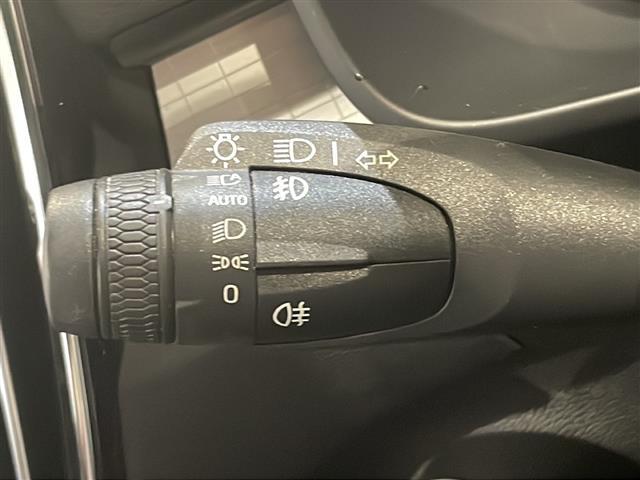 LIBERALAは、輸入車選びの新たなスタイルを提案するインポート・セレクト・ブランドです。オーナー様となる方がクルマから直接感じる感性を第一にした、最良の一台との出会いをコーディネートいたします。