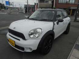 シートカバー使用感ありますので、お好きなシートカバーを用意して頂ければ無料で取付ます。