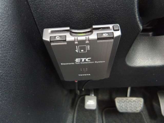 【ETC装備車】高速道路の料金所も、ストレスフリーで通過！ETCカードの作成も、当社におまかせくださいね♪