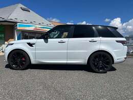 全方位カメラ/サンルーフ/ETC/ステアリングヒーター/シートヒーター＆ベンチレーション/後席モニター/レーダー探知機