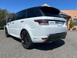 全方位カメラ/サンルーフ/ETC/ステアリングヒーター/シートヒーター＆ベンチレーション/後席モニター/レーダー探知機