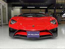 Rosso Mars/Nero Cosmos　6.5リッターV12　750ps/8400rpm　70.4kgm//5500rpm(カタログ値)　1,525kg PWR2.03kg/ps  7AMT　フロントリフティング　リバースカメラ　　カーボンバケットシート　ブランディングPKG　PPF