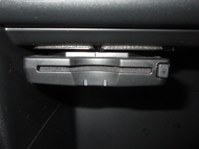 今や必需品のETCが付いています！ETCを使えば土日祝日割や深夜割などのメリットを受けることができます。（※注、ETCセットアップ費用は含まれておりません。別途必要となります。