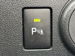 【コーナーセンサー】バンパーに付いたセンサーが障害物を検知！一定の距離に近づくとアラートで教えてくれます♪狭い駐車スペースや車庫入れ時も安心ですね☆