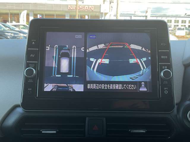 狭い駐車場等での運転を支援するアラウンドビューモニター付☆