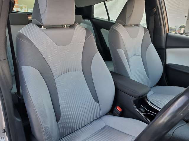 遠方販売の実績多数あり、現車を見ないでご購入されるお客様の不安な点を一掃出来る様にご案内いたします。