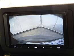 【バックモニター】バック時の必需品バックモニターを装備！駐車時の車庫入れやバック時の後方確認をサポートいたします！