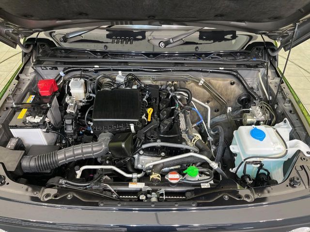 親切・丁寧な専門メカニックスタッフが応対！・車検・点検整備・事故等の修理などアフターサービスも安心。お車のカスタマイズもネクステージのサービススタッフまでご相談ください！