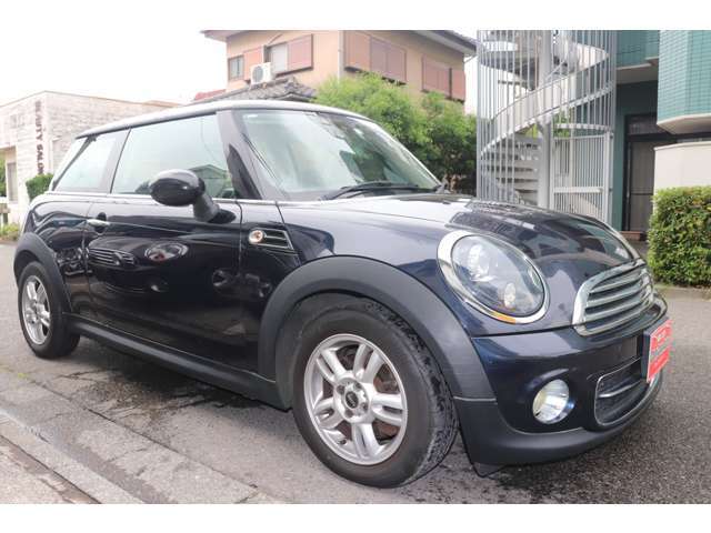 お車を買うということは購入の時にかかる代金だけではありません。その後の維持費なども考えておく必要がございます。
