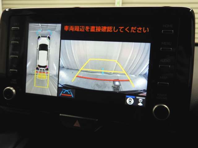 全方位カメラ装着で、狭い場所への駐車などでも、安心・楽々です。