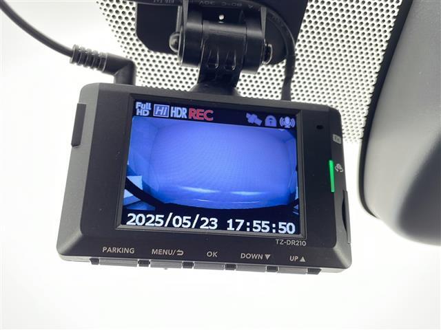 ☆整備工場・鈑金工場併設店舗☆ 車検・12検・オイル交換・板金など・・おクルマ購入後のアフターサポートも当店にお任せください！！