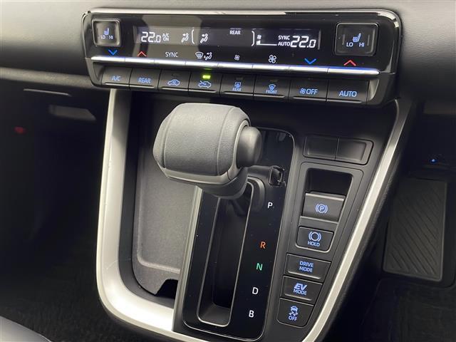 気になる車はお電話やメールで当店にお問い合わせください。なお、お電話での在庫の取り置きはできません。ご来場の際は、商談が重なる事が増えていますので事前に在庫有無をご確認くださいませ。