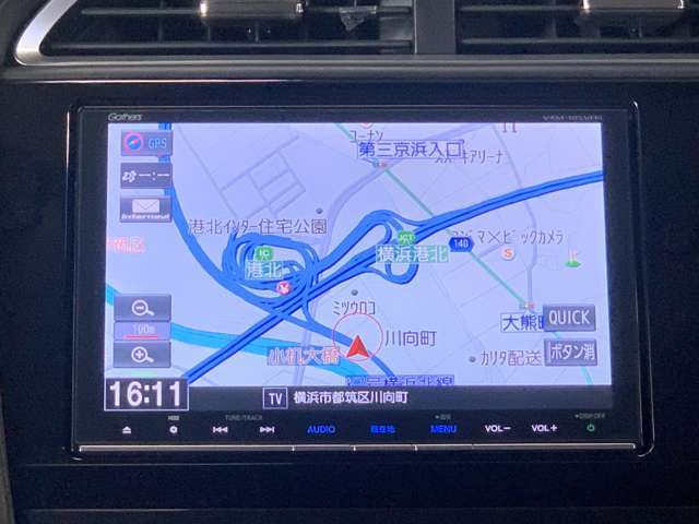 ホンダ純正ナビ付き！独自のインターナビ搭載により、リアルタイムの交通渋滞情報だけでなく、お出掛け先の天気や様々な情報も取得できドライブをよりお愉しみ頂けます！♪