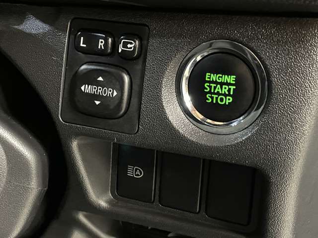 お車の機能や安全装備に関して気になる方は、ぜひ一度ご来店ください！その場でスタッフがご説明可能です！