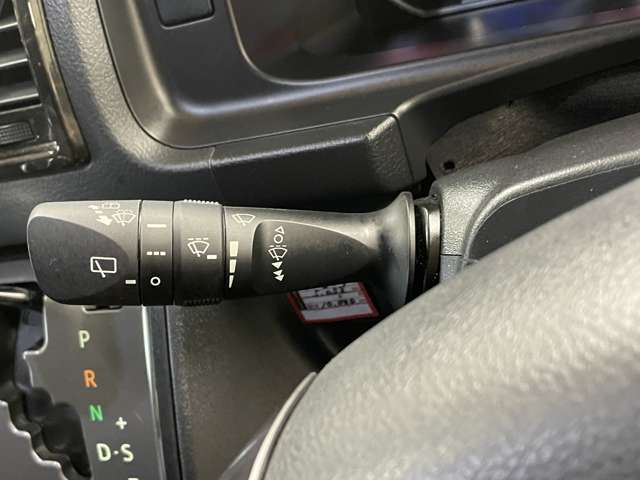 運転席周りに大きな傷、汚れ、へたりなどなく良質な状態です！