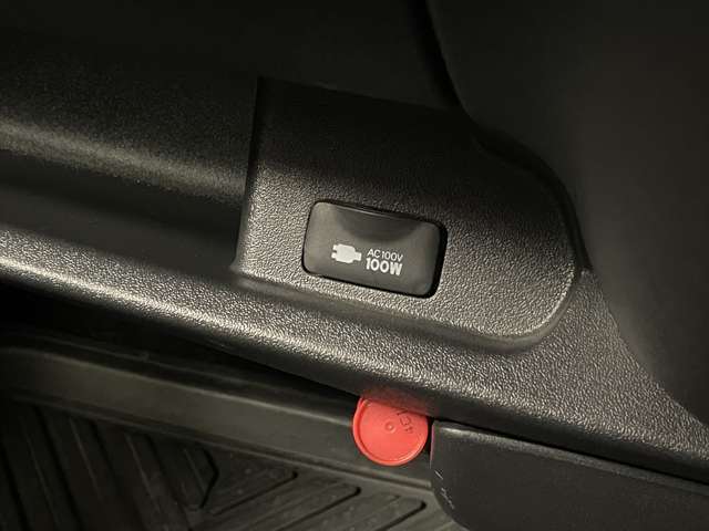 お車の機能や安全装備に関して気になる方は、ぜひ一度ご来店ください！その場でスタッフがご説明可能です！