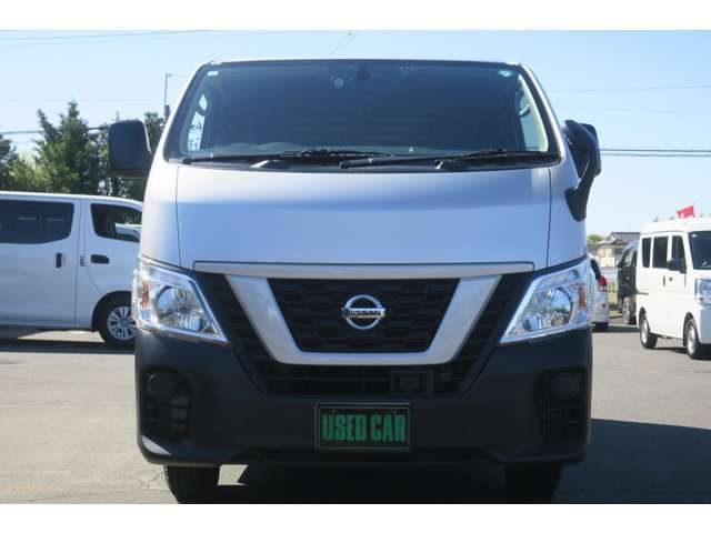 .埼玉県内で3店舗展開　本店　ミニバン～MT車　セダン等　在庫50台　川越店　4WD・SUV専門店　在庫50台　グループ在庫150台以上