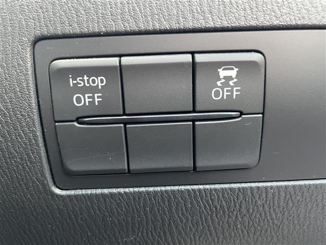 【運転席操作部】快適なドライブを楽しむための機能が装備されています！運転席から触れるので、使いやすいです！除菌プランいれていただくと、さらに清潔で安心していただけます！
