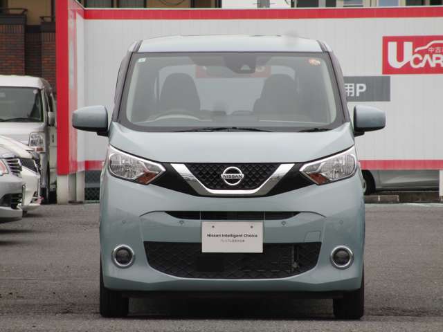 走行距離無制限の日産ワイド保証が納車日より1年間付帯されます。納車後は全国日産ディーラーで保証修理対応可能ですので安心。エンジン等だけでなくエアコンやパワステ、更に純正ナビも保証対象ですので安心です。