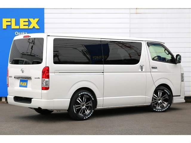 【厳選仕入れ】R4年式ハイエースバン　S-GL　ダークプライムII　ディーゼル2WD　入庫いたしました！