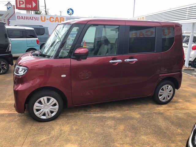 納車前にはプロのメカニックが点検、整備を行いますので安心してお乗り頂けます。