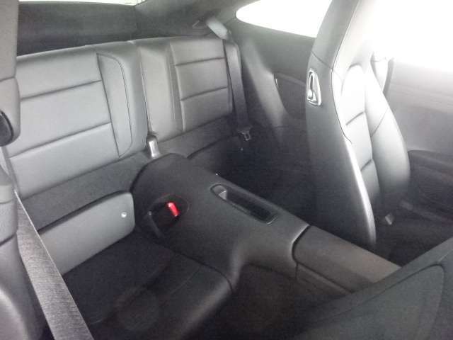 4人乗り　シート　内装クリーニング済み